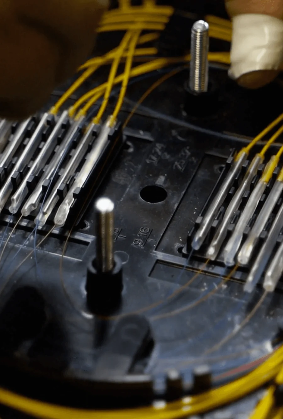 Componentes y cableado de un cuadro eléctrico